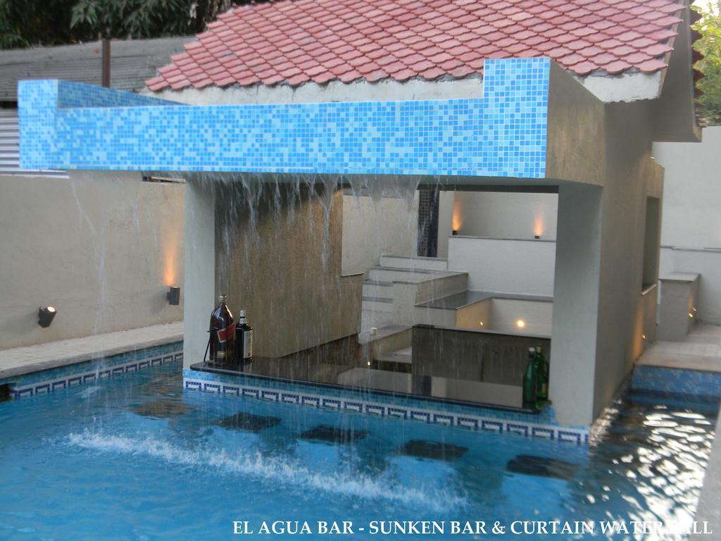 Resort De Crossroads Calangute Exterior photo