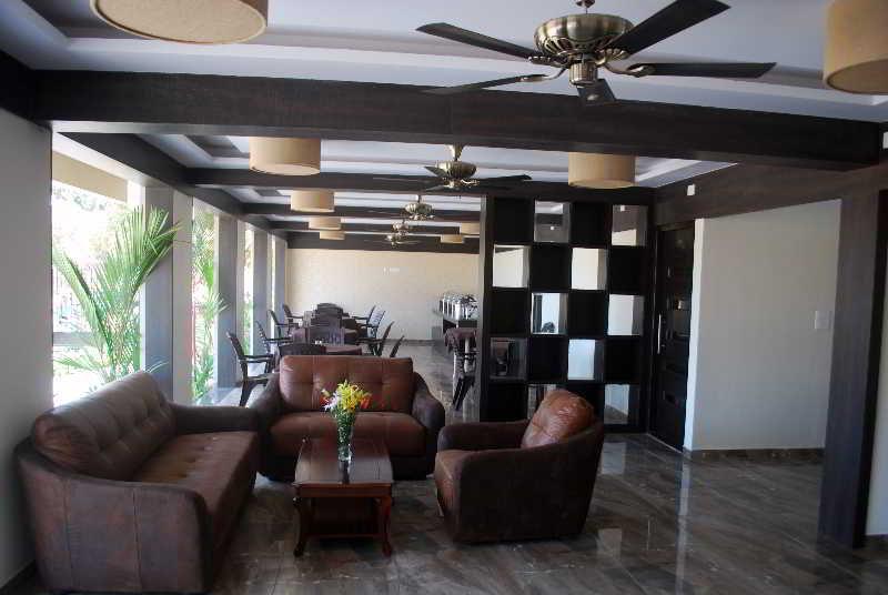 Resort De Crossroads Calangute Exterior photo