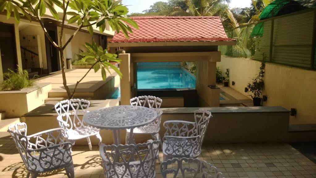 Resort De Crossroads Calangute Exterior photo